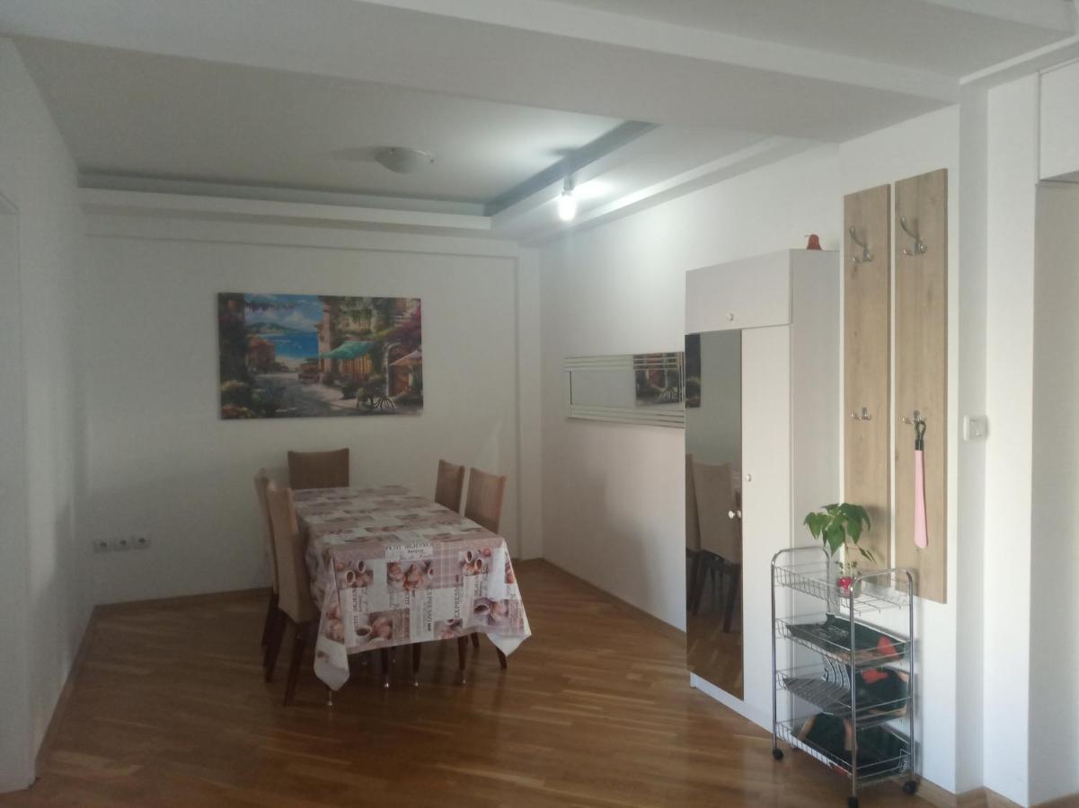 Apartment Heaven Skopje Esterno foto